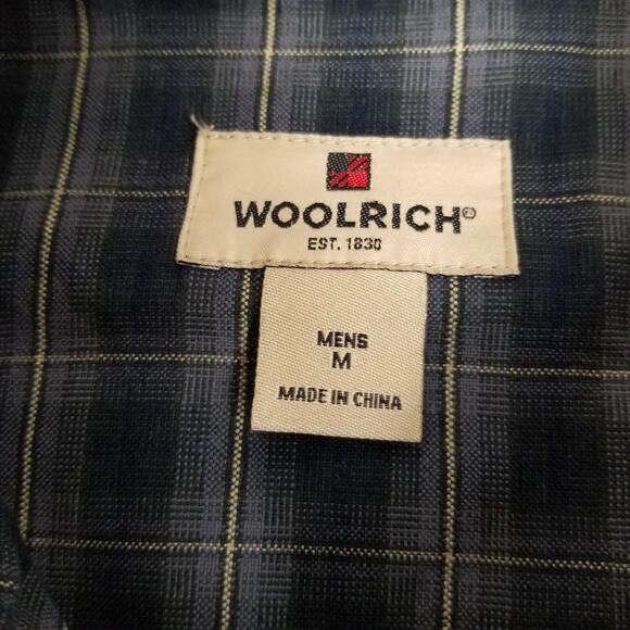 Woolrich Deep Navy Button Down Velcro Pocket Quality Shirt Excellent Size M - Picture 6 of 7